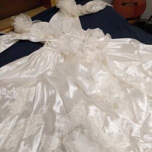 Wedding dress